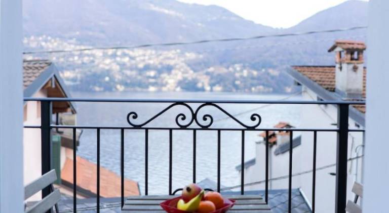 Rental apartment with 1 room for 4 persons in Centro Valle Intelvi