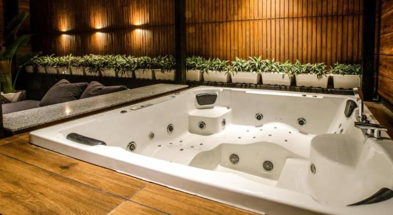 Vacation home with hot tub | Close to Qutb Minar — photo 5