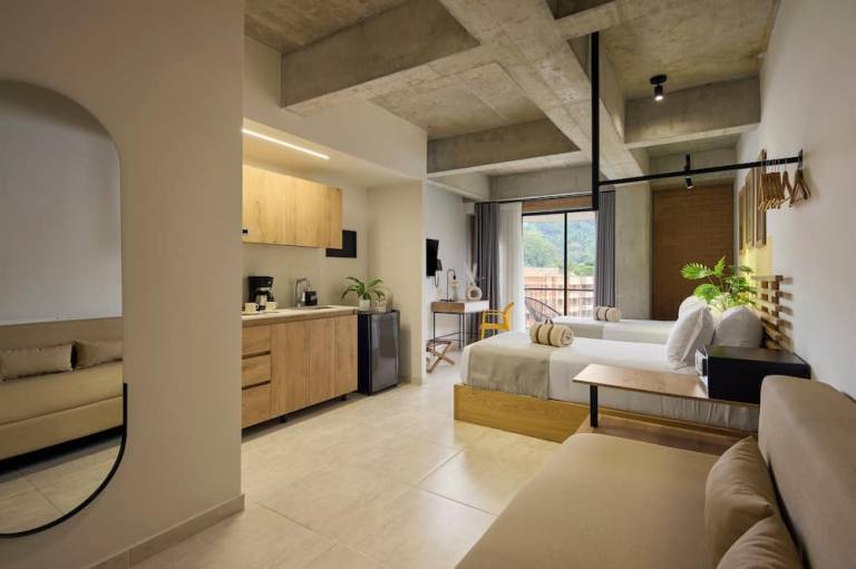 30 Living Suites