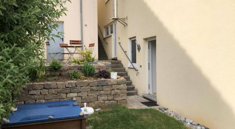 50 m&sup2; Apartment mit Hotelservice