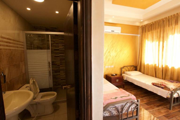 Sun Rise Hotel in Amman