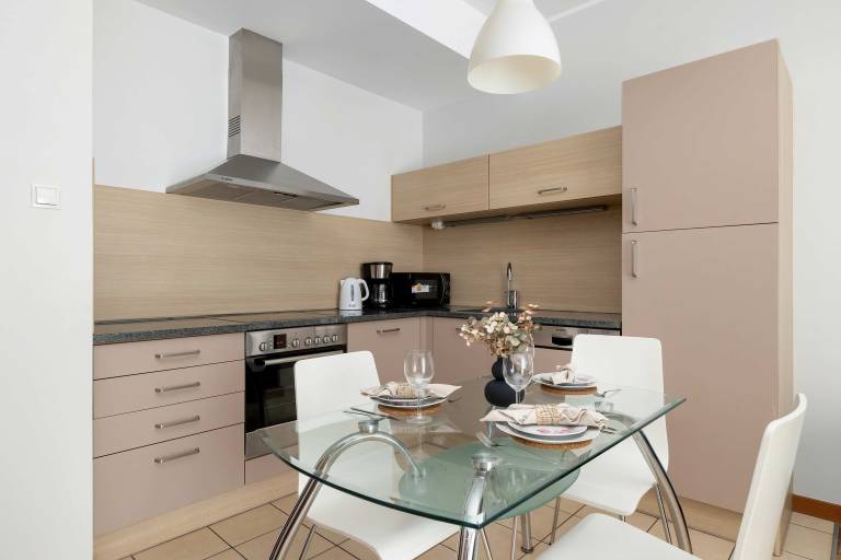 Holiday apartment with terrace — photo 3