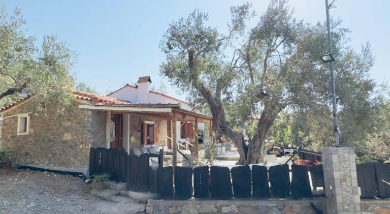 Charming house | Close to the beach | Pets are welcome in Lesvos