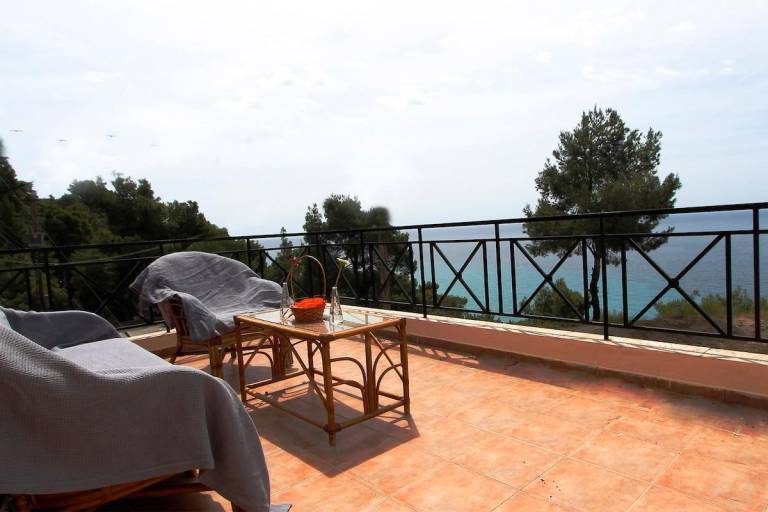 Beautiful house with yard | Next to the beach | Pets allowed in Kas