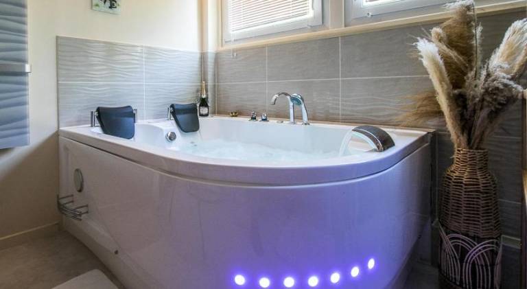 Nice rental apartment with hot tub & sauna | Pets are welcome — photo 3