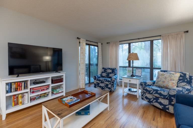 41 Moorings: 2 BR Pet Friendly Villa, Free Bikes, Free Beach Chairs, Beach — photo 2