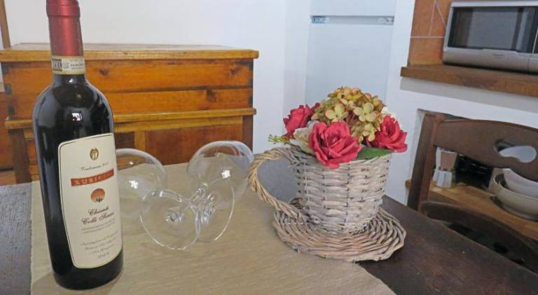 Rental apartment with 2 rooms for 4 persons — photo 3