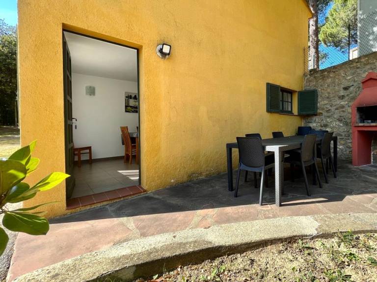 Villa with pool & terrace | Pet-friendly — photo 5
