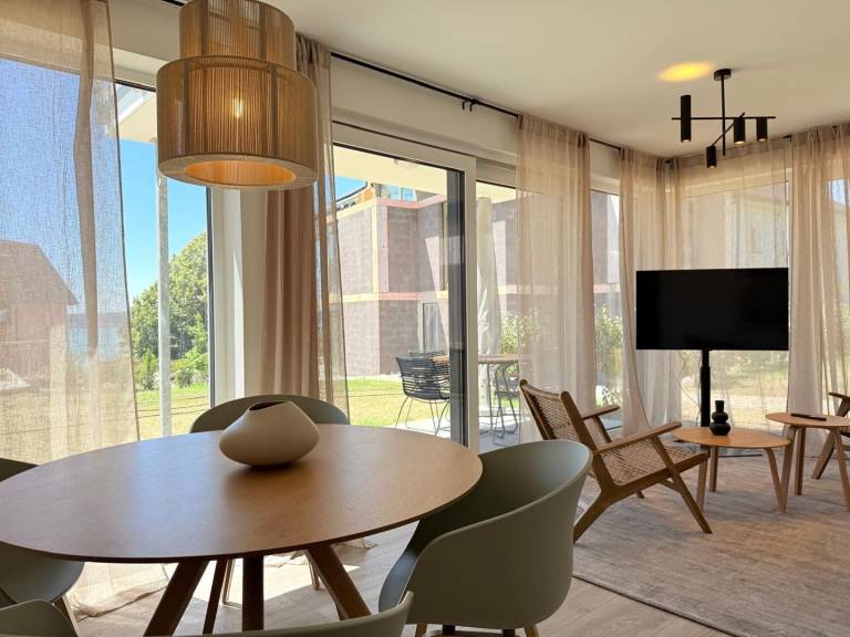 Moderne Suite Happiness mit überdachter Terrasse nahe See und Strand in Uhldingen-Mühlhofen — photo 4