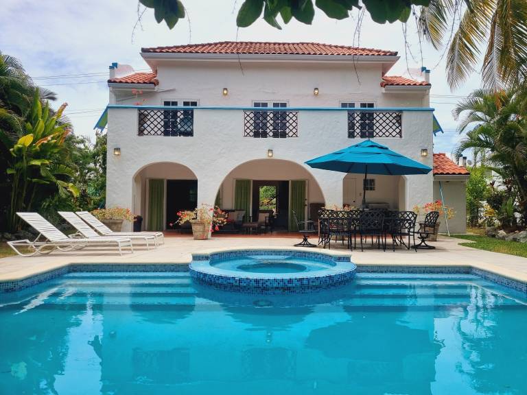 Villa Bon Accord