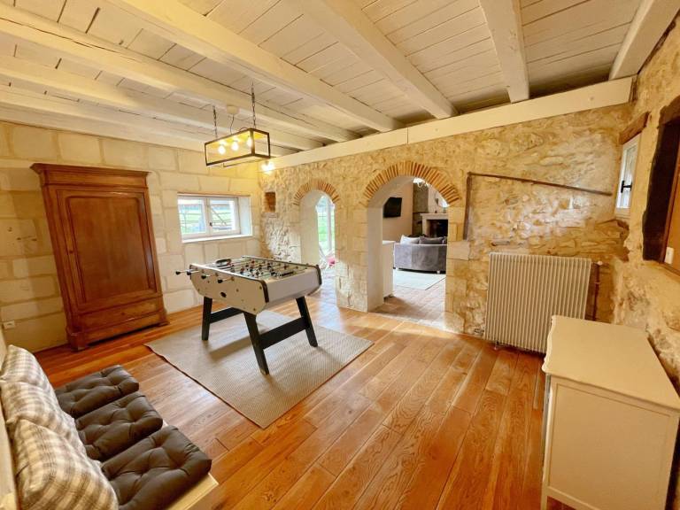 Cottage with yard, grill & private pool — photo 3
