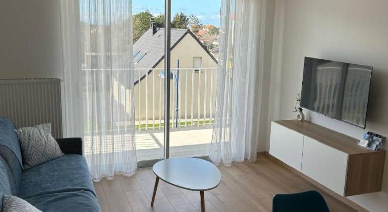 Nice rental apartment | Next to the beach | Pet-friendly in Montreuil