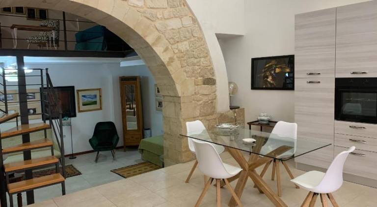 House with 2 rooms for 4 persons — photo 3