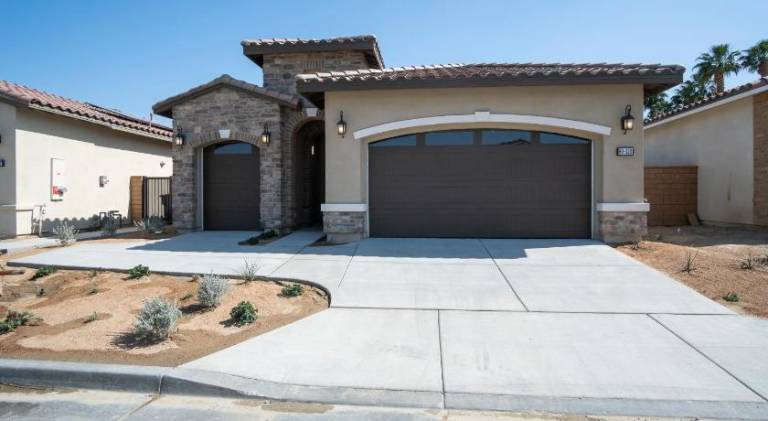 House with barbecue, patio & private pool — photo 5