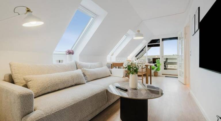 Holiday apartment with 2 rooms for 6 persons — photo 2