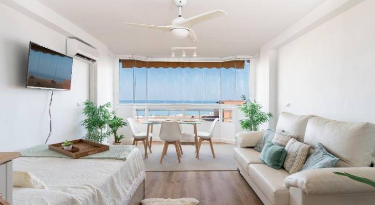 Rental apartment with pool | Next to the beach | Dogs allowed in Torremolinos