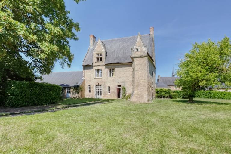 Maison de vacances  Montigné les Rairies