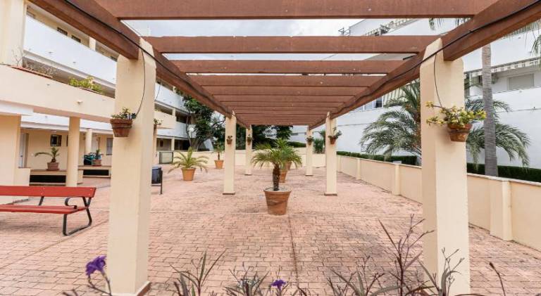 Holiday apartment with private pool — photo 5