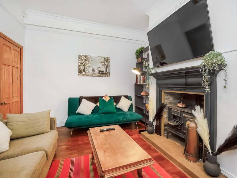 Cottage with garden | Next to York Castle | River view in York