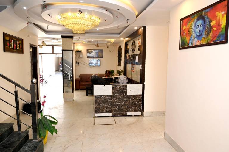 Hotel Vrindavan Hari in Haridwar