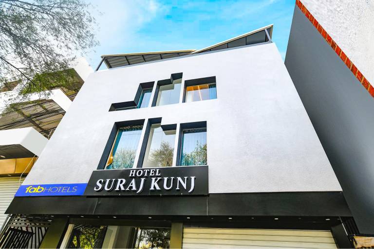 FabHotel Suraj Kunj