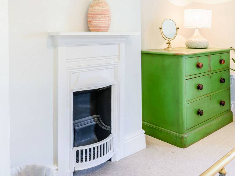Cottage Grimsby