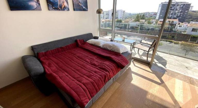 Apartment with pool | Perfect for remote work — photo 2