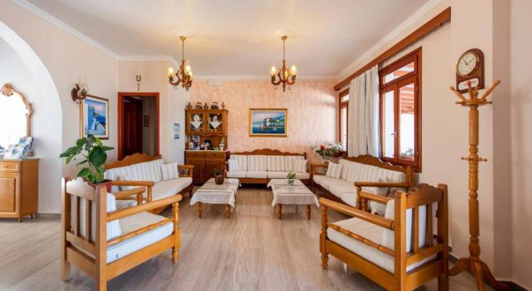 Irene Studios - Beachfront — photo 4