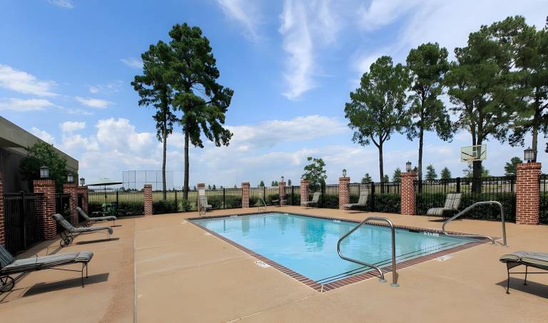 Historic Whispering Woods Hotel & Conference Center — photo 4