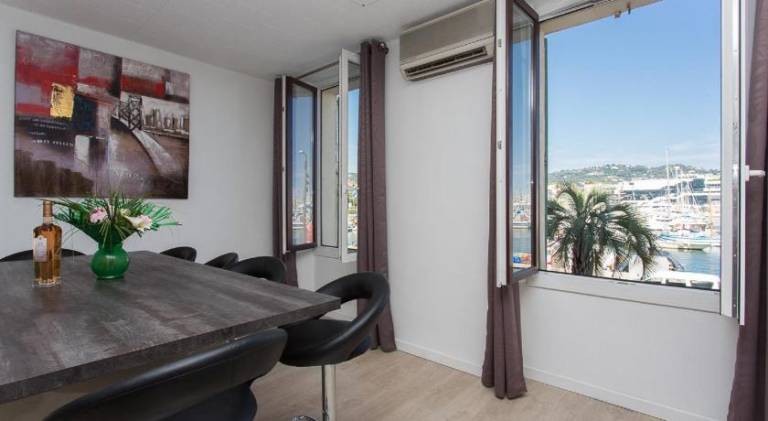 Holiday apartment with 2 rooms for 4 persons — photo 3