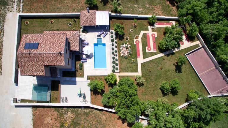 Ferienhaus mit Pool in Štokovci, Istrien f&uuml;r max. 10 Personen