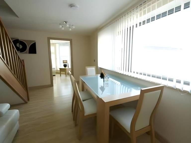 Serviced apartment with terrace | Next to Manchester Town Hall | Pet-friendly — photo 3
