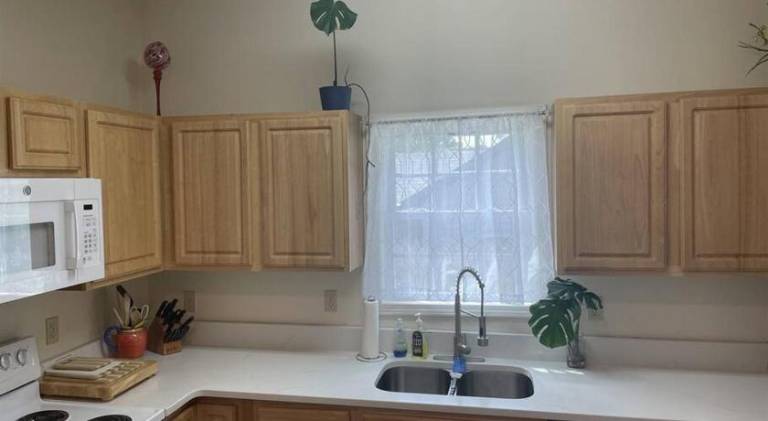 House with 2 rooms for 6 persons in Durham, NC