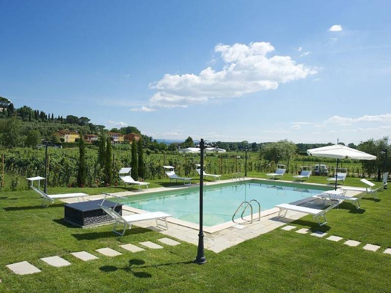 Villa with Private Pool, Garden, A/C and Wi-Fi — photo 2