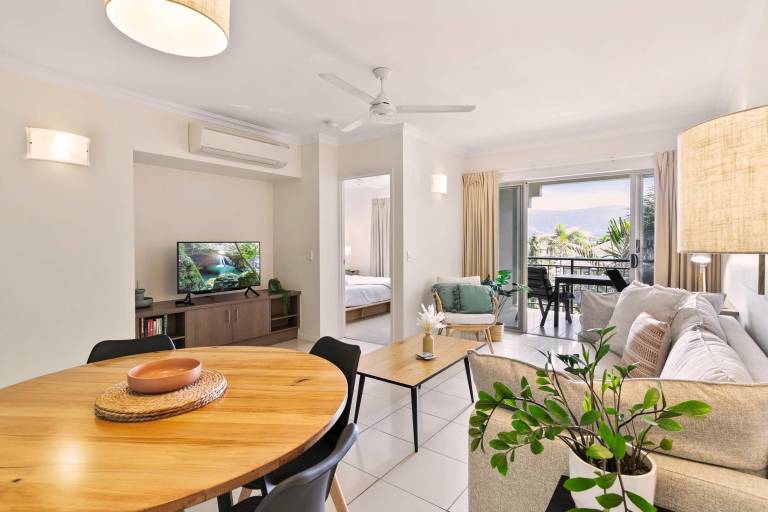 Poolside Paradise Cairns 9 Pools BBQ Gym