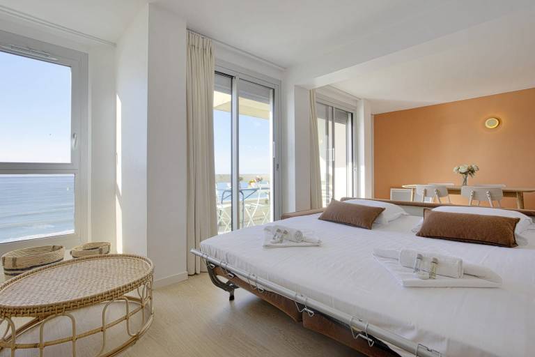 Rental apartment with heated pool | Sea view — photo 5