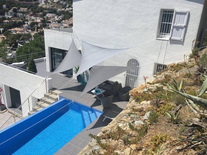 Family-oriented apartment with terrace, private pool & barbecue | Sea view | Close to the beach | Dogs allowed — photo 3