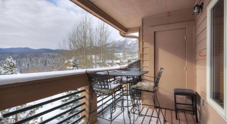522 Watch Hill Condo — photo 4