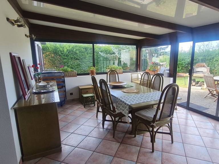 Cottage with yard & grill — photo 4