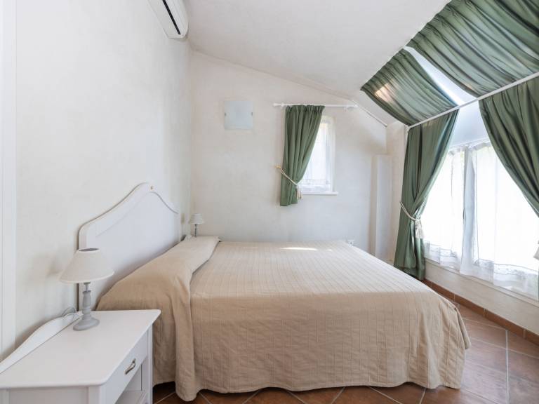 Holiday apartment with yard & terrace | Pets allowed — photo 5