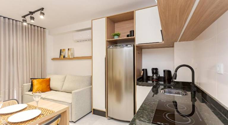 Apartment with pool — photo 4