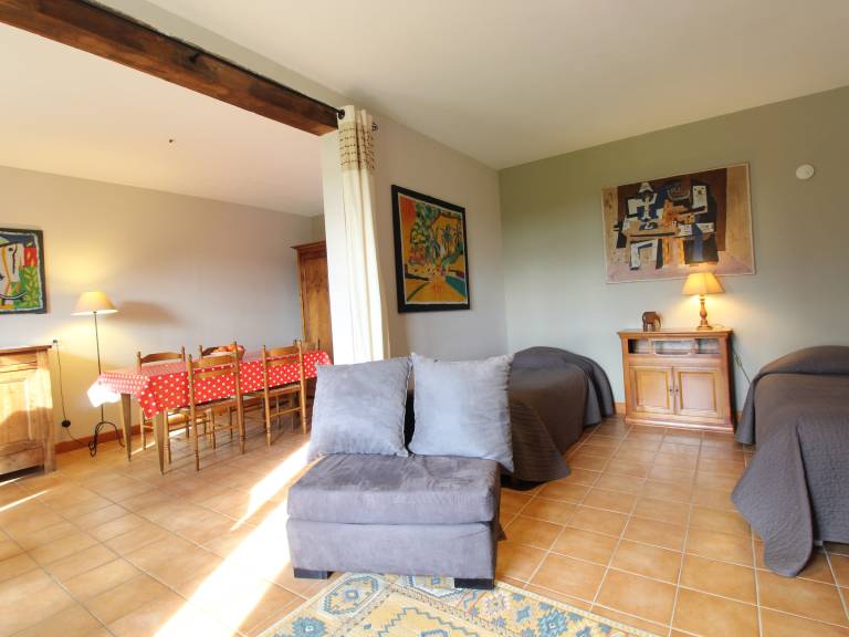 Charming cottage with yard & BBQ | Pet-friendly — photo 5