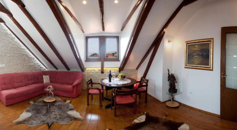 Rental apartment with patio & garden | Close to Diocletian's Palace — photo 3