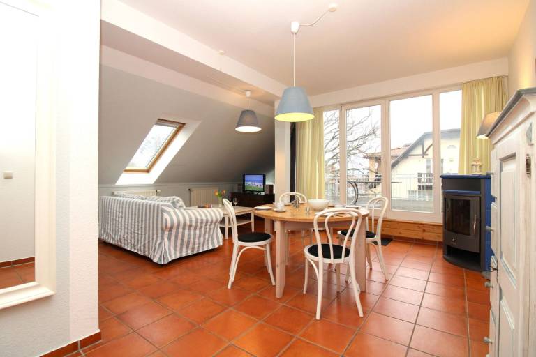 Appartementhaus Villa Sanssouci WE 2: strandnahe 2-Zimmer-Fewo mit Dachterrasse — photo 4