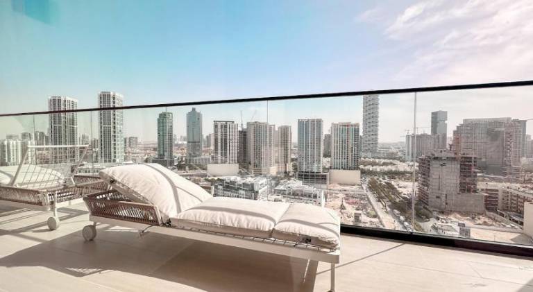 Apartment with hot tub, terrace & private pool — photo 4