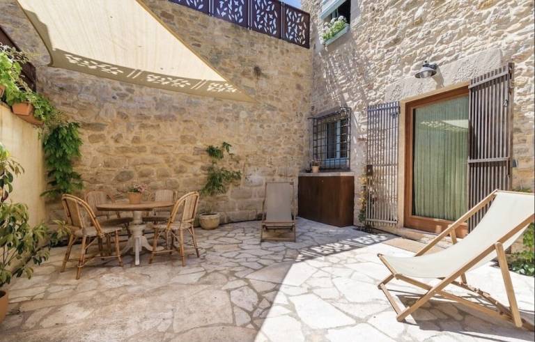 Casa Peratallada