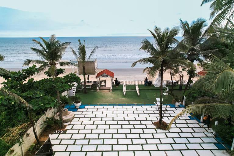 Nasya Beachside Cottages — photo 3