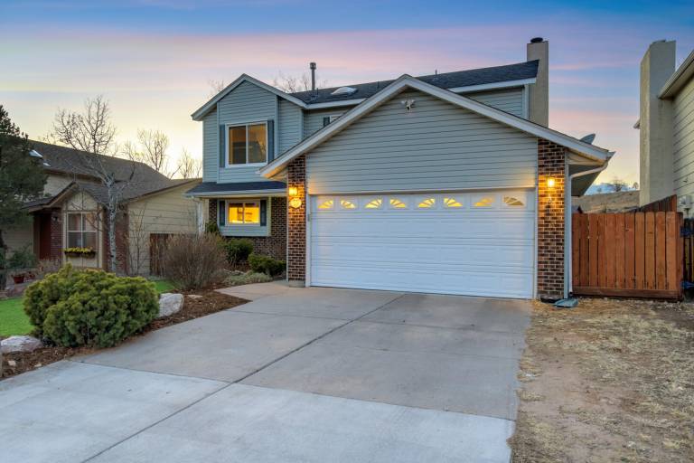 Family-oriented vacation home with patio, garden & private pool | Pets are welcome — photo 4
