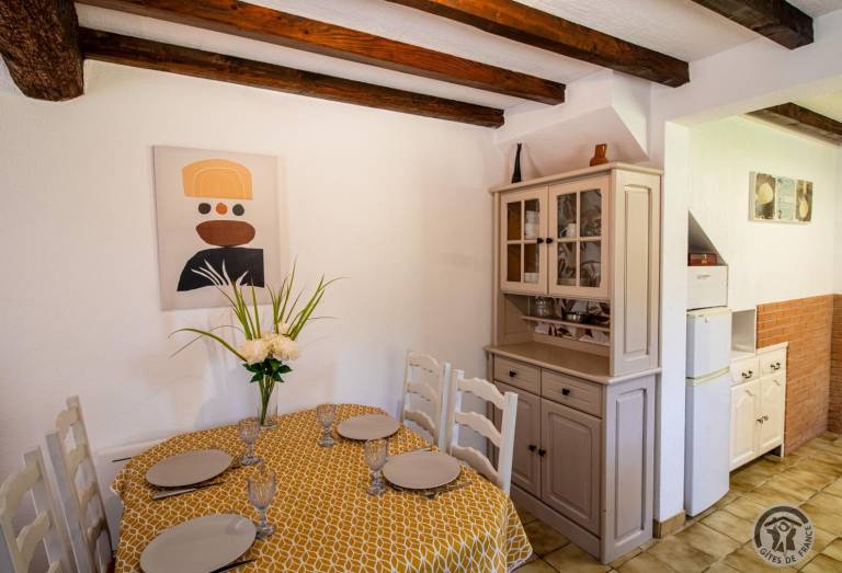 Pleasant gite with terrace, barbeque & yard | Pets allowed — photo 3