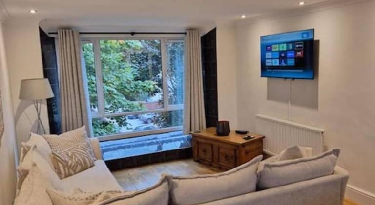 Holiday apartment with 3 rooms for 6 persons — photo 2